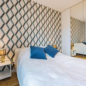 https://victus-apartamenty-apartamenty-dolny-sopot.sopothotels.com